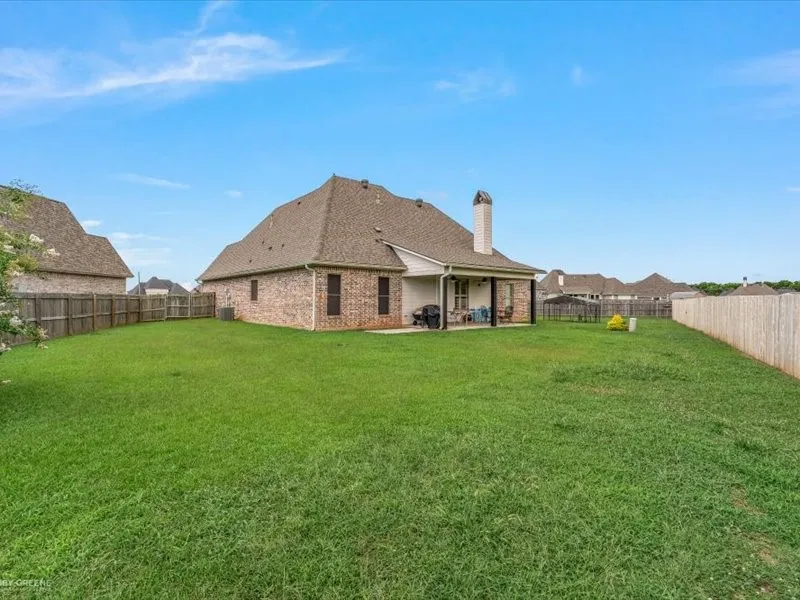 408 Halifax Circle Benton, LA 71006