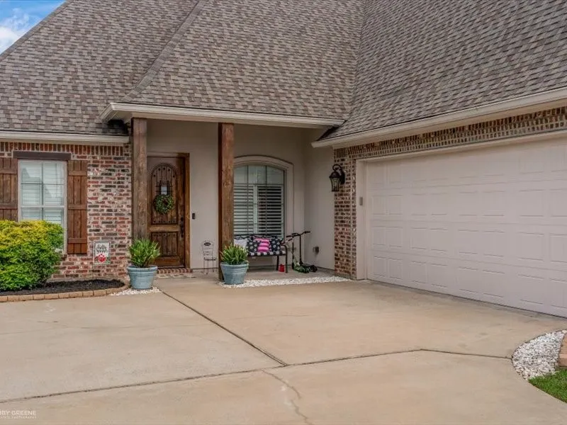 408 Halifax Circle Benton, LA 71006