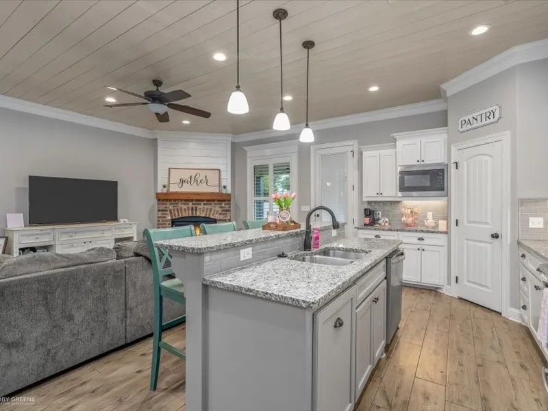 408 Halifax Circle Benton, LA 71006