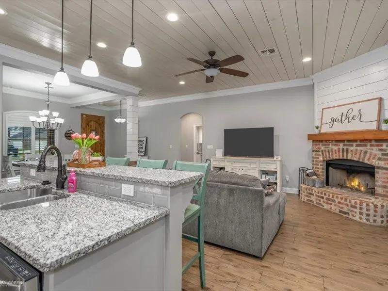 408 Halifax Circle Benton, LA 71006