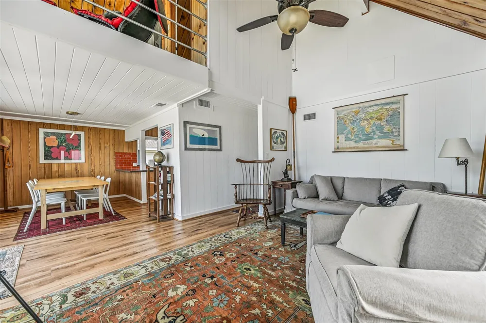 4227 Maison Rouge Court Galveston, TX 77554