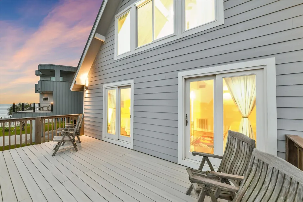 4227 Maison Rouge Court Galveston, TX 77554
