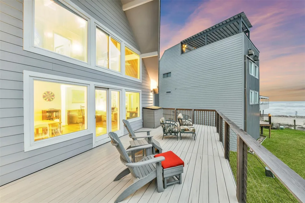 4227 Maison Rouge Court Galveston, TX 77554