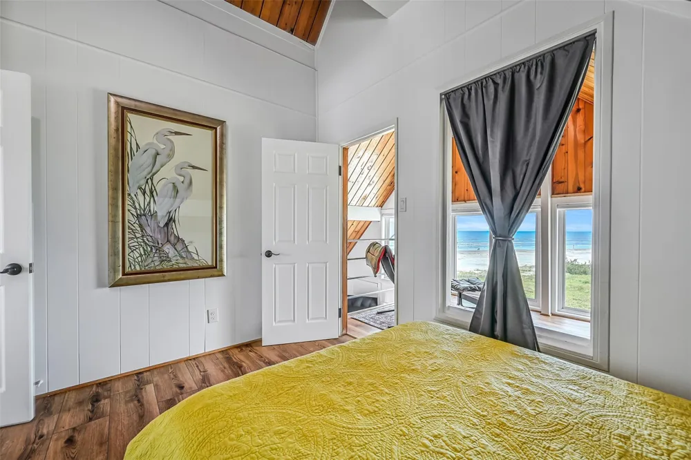 4227 Maison Rouge Court Galveston, TX 77554