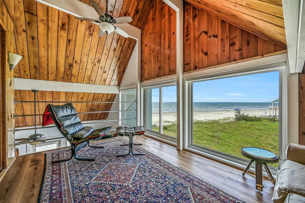 4227 Maison Rouge Court Galveston, TX 77554