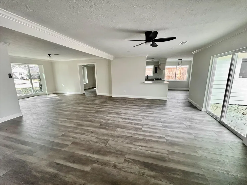 2511 Briarpark Drive Houston, TX 77042