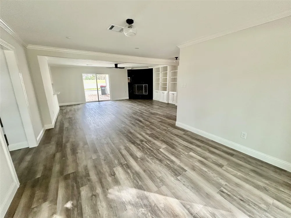 2511 Briarpark Drive Houston, TX 77042