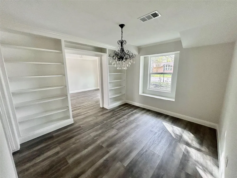 2511 Briarpark Drive Houston, TX 77042