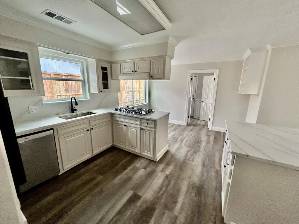 2511 Briarpark Drive Houston, TX 77042