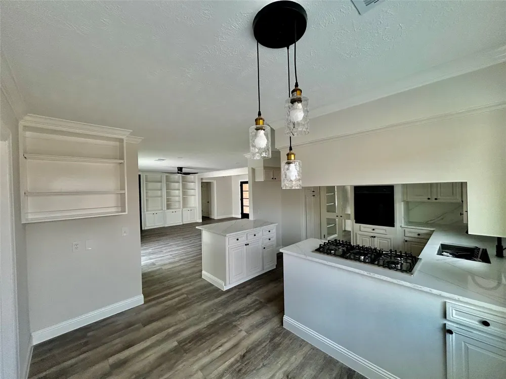 2511 Briarpark Drive Houston, TX 77042