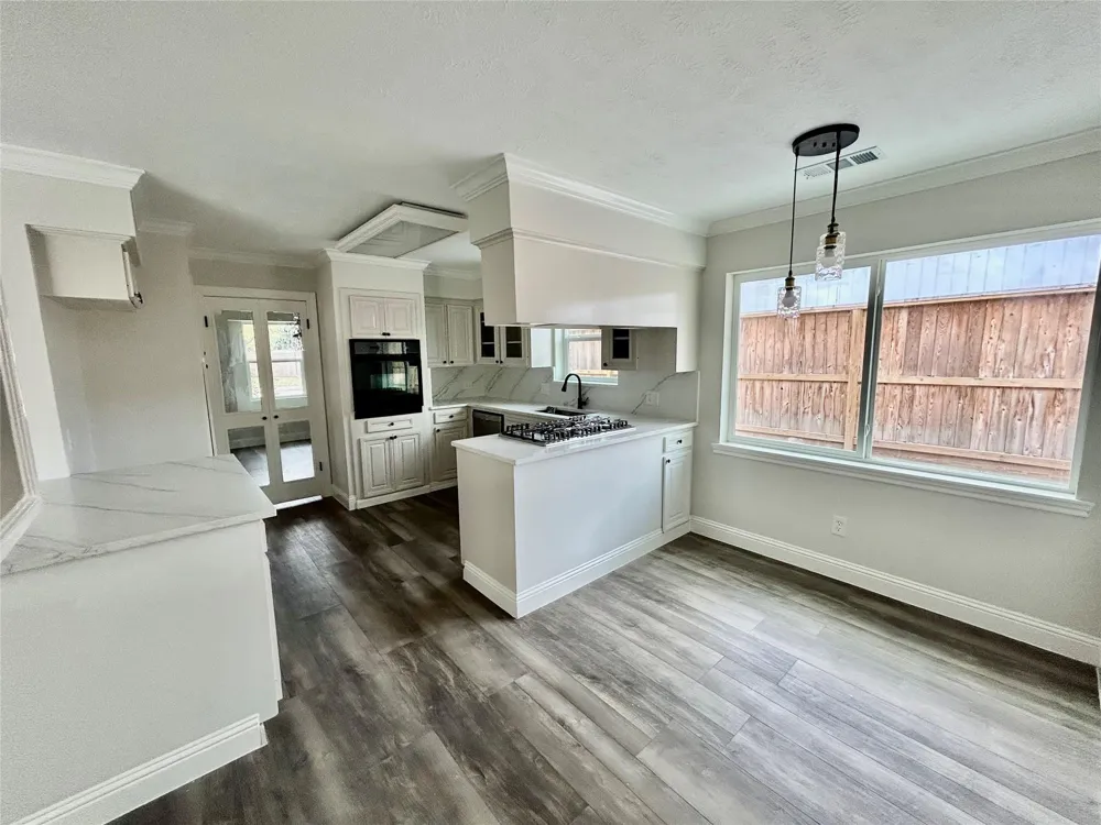 2511 Briarpark Drive Houston, TX 77042