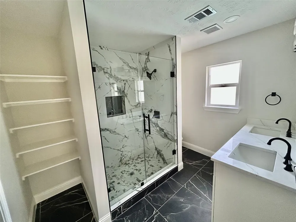 2511 Briarpark Drive Houston, TX 77042