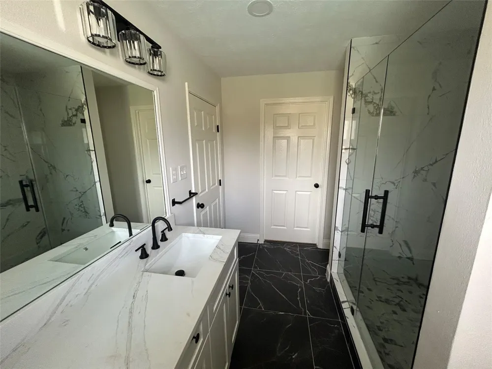 2511 Briarpark Drive Houston, TX 77042