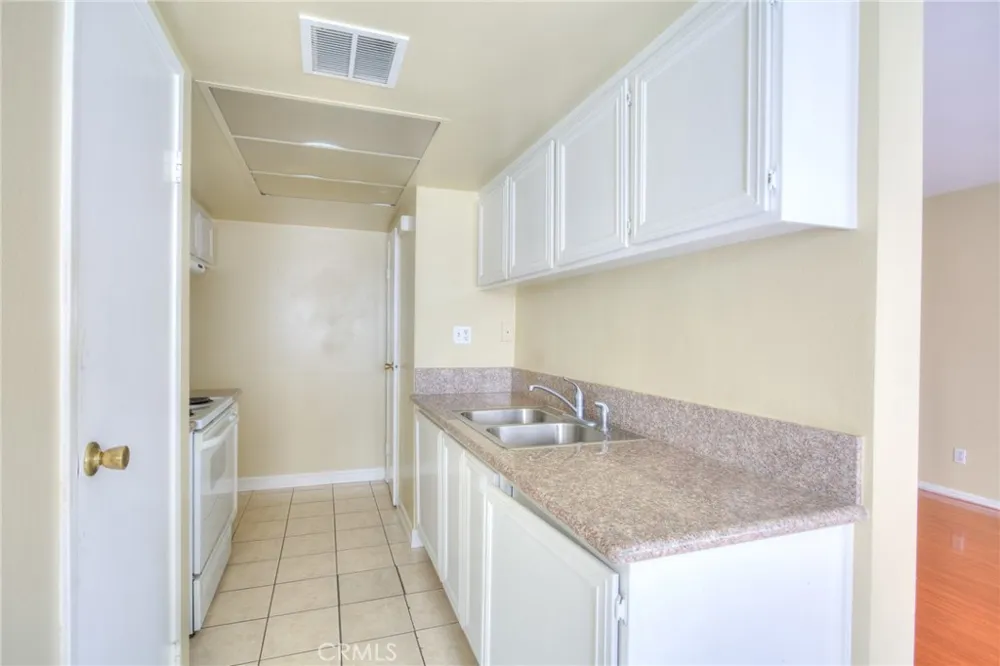 2368 Pepper La Verne, CA 91750
