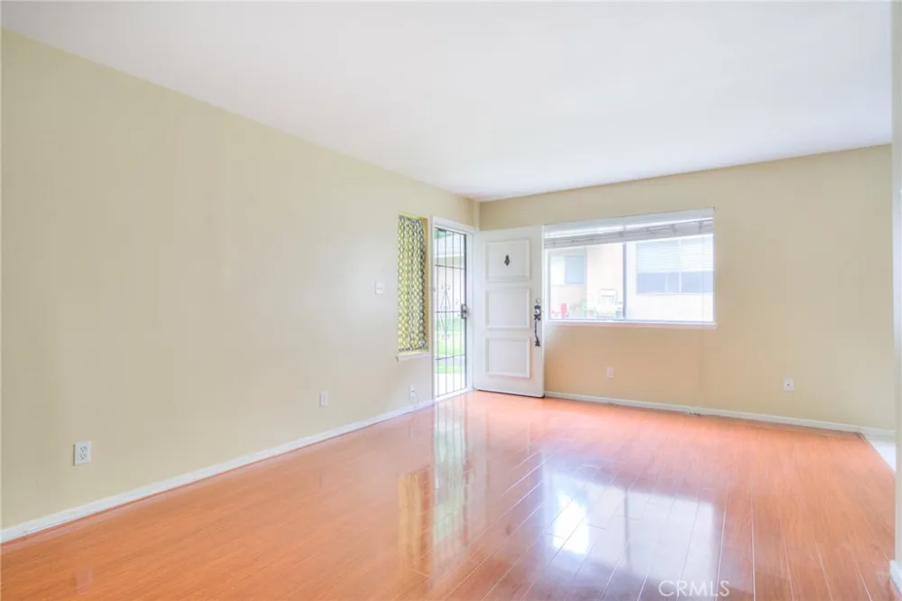 2368 Pepper La Verne, CA 91750