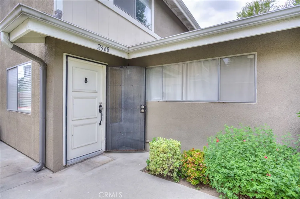 2368 Pepper La Verne, CA 91750