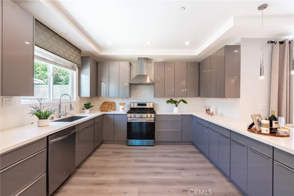 3945 Blanche Pasadena, CA 91107