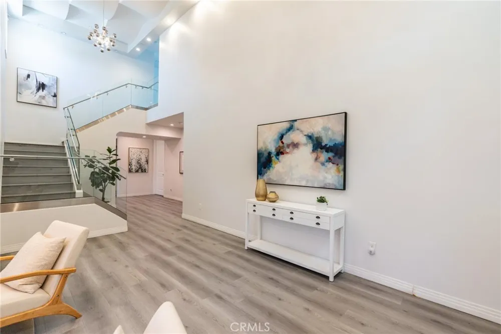 3945 Blanche Pasadena, CA 91107