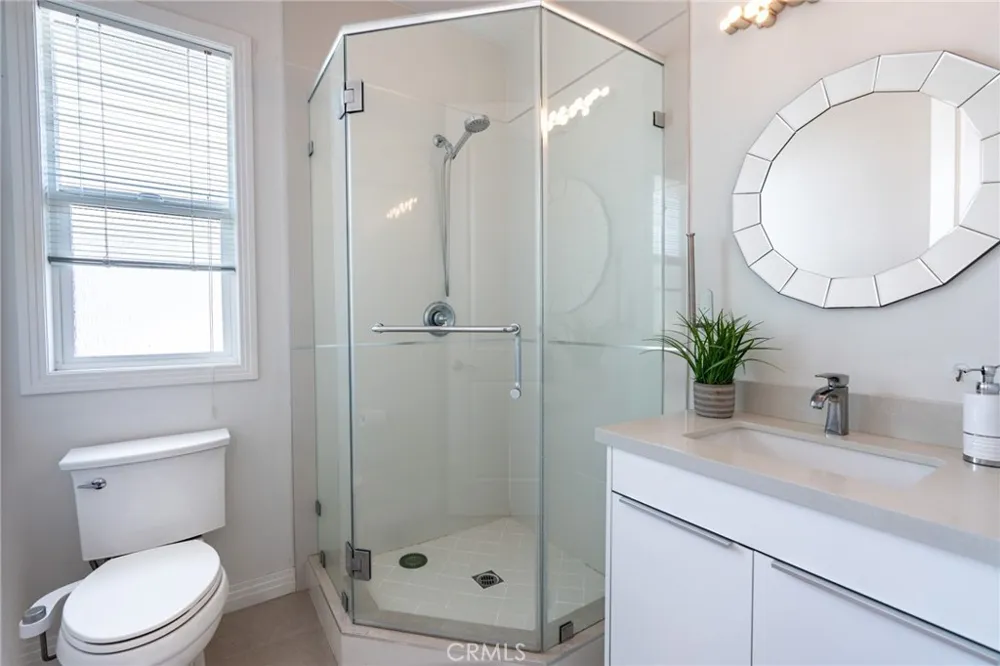 3945 Blanche Pasadena, CA 91107