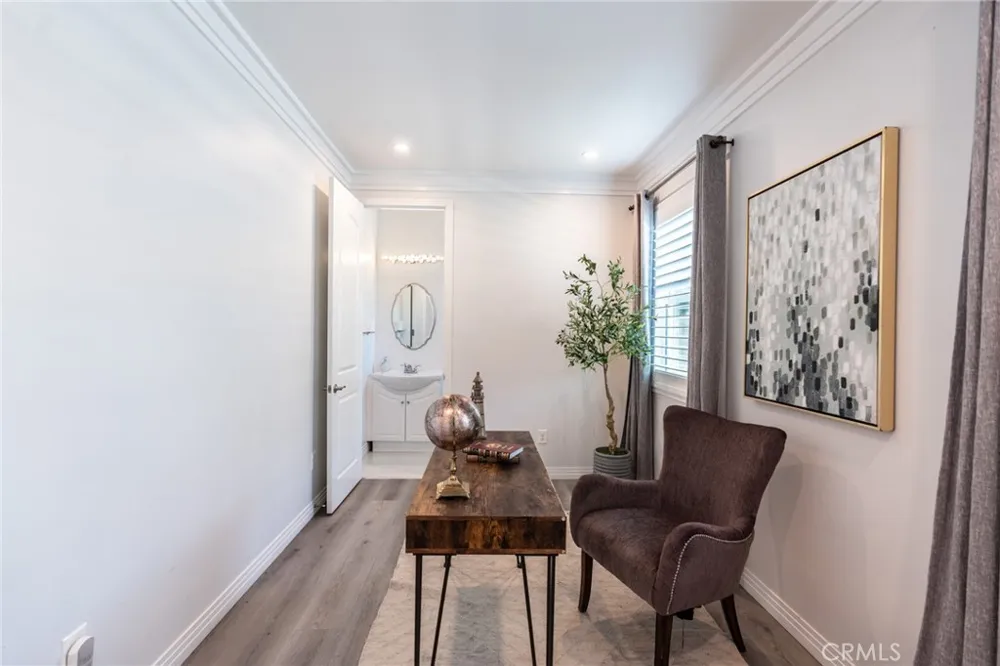 3945 Blanche Pasadena, CA 91107