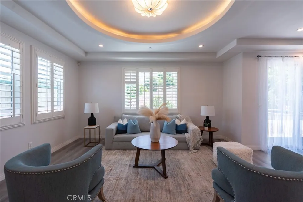 3945 Blanche Pasadena, CA 91107