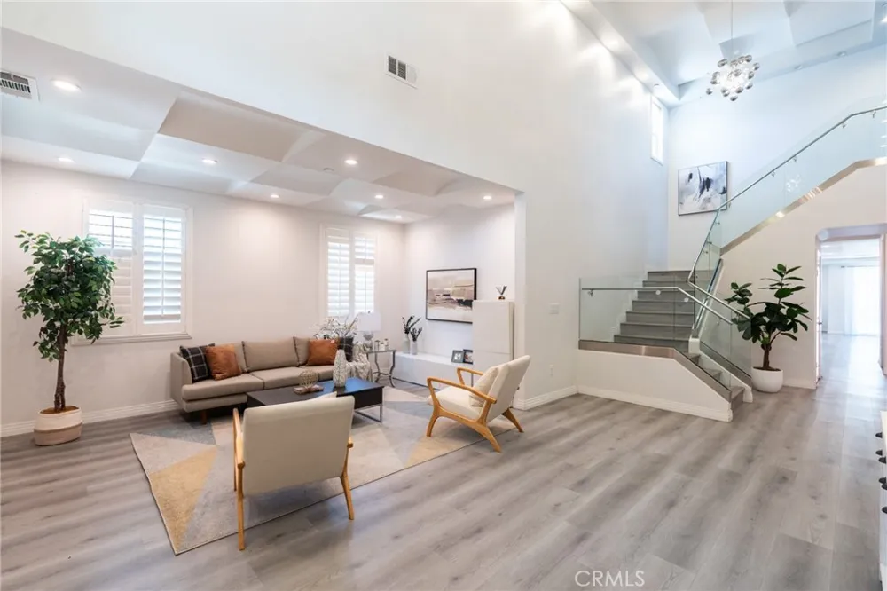 3945 Blanche Pasadena, CA 91107