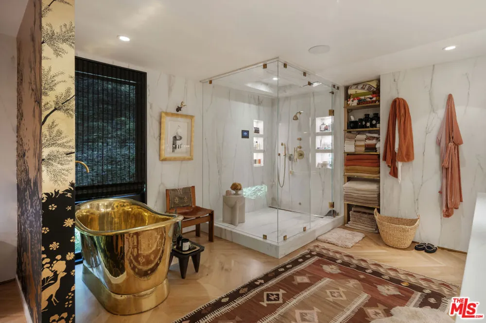 900 Napoli Drive Pacific Palisades, CA 90272