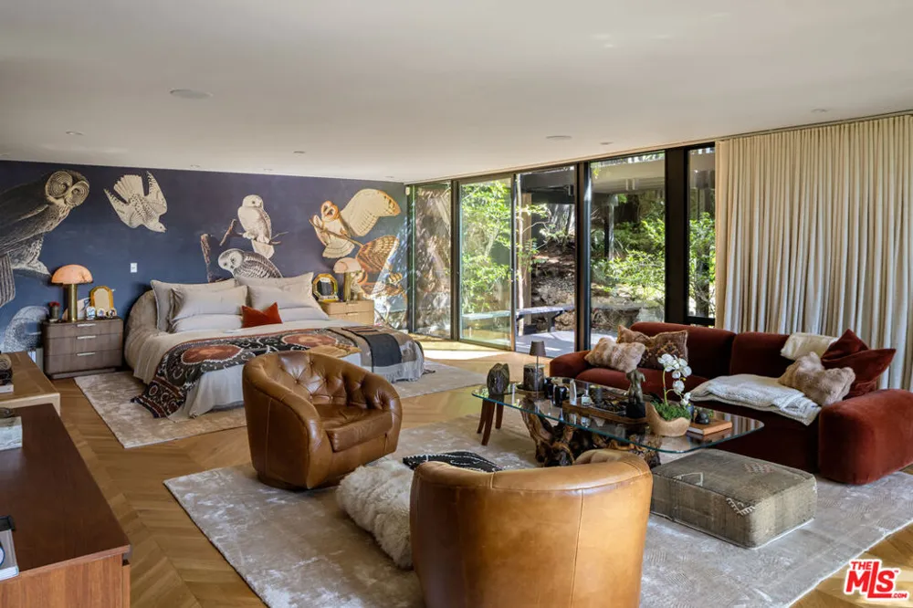 900 Napoli Drive Pacific Palisades, CA 90272
