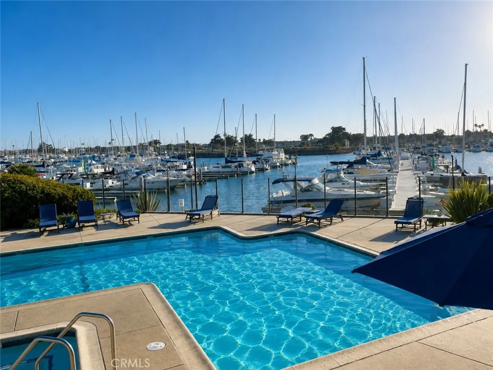 2901 Peninsula Road #135 Oxnard, CA 93035
