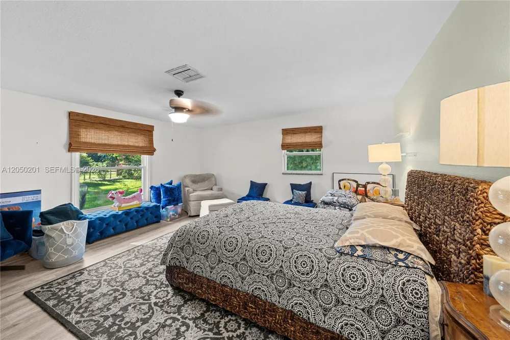 1068 D Rd Loxahatchee, FL 33470