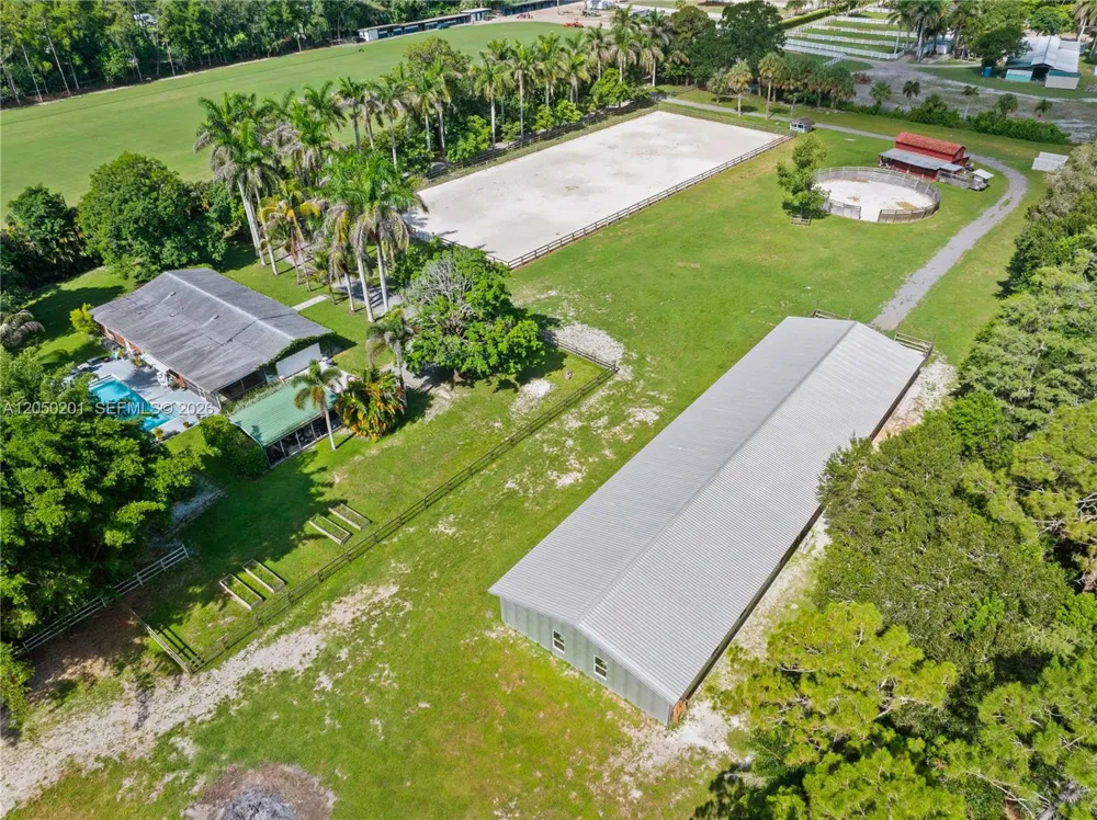 1068 D Rd Loxahatchee, FL 33470