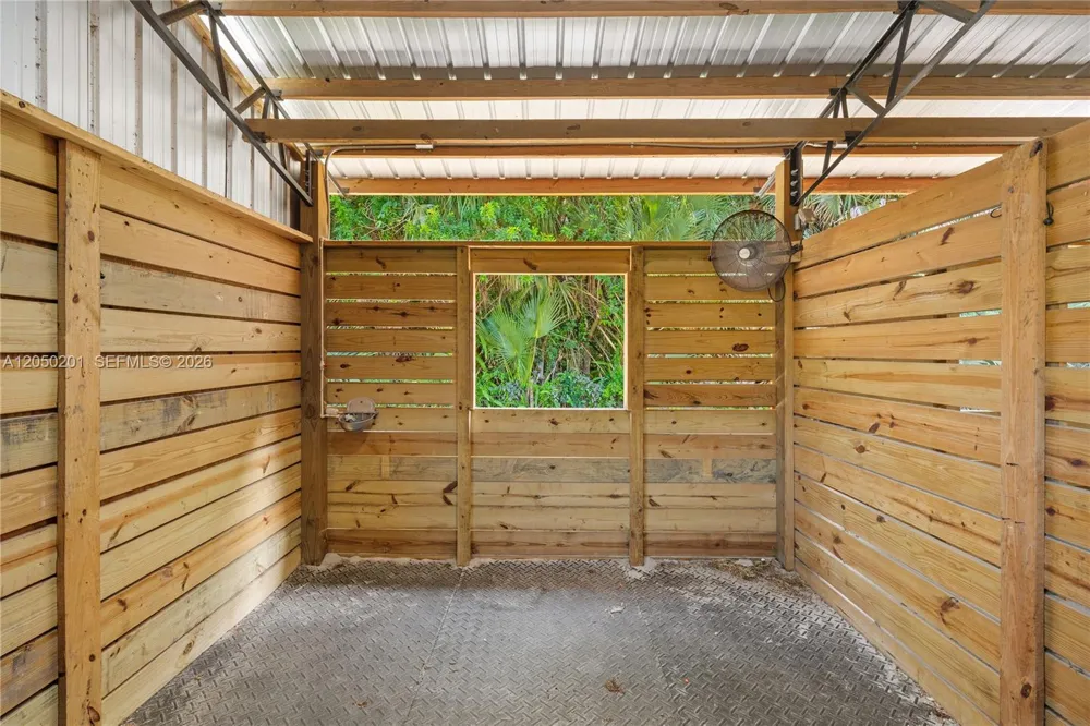 1068 D Rd Loxahatchee, FL 33470