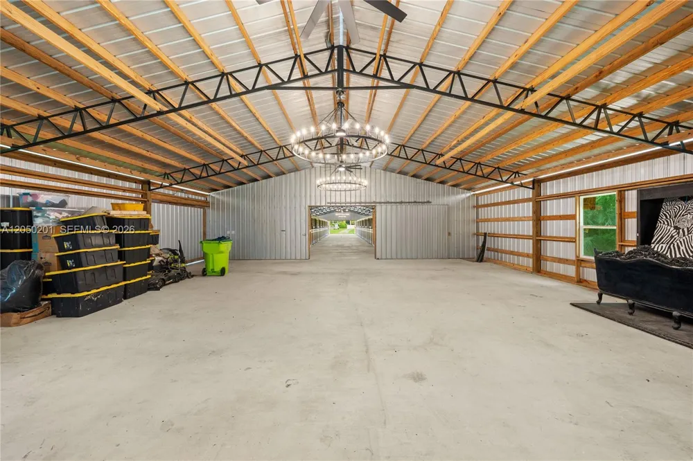 1068 D Rd Loxahatchee, FL 33470