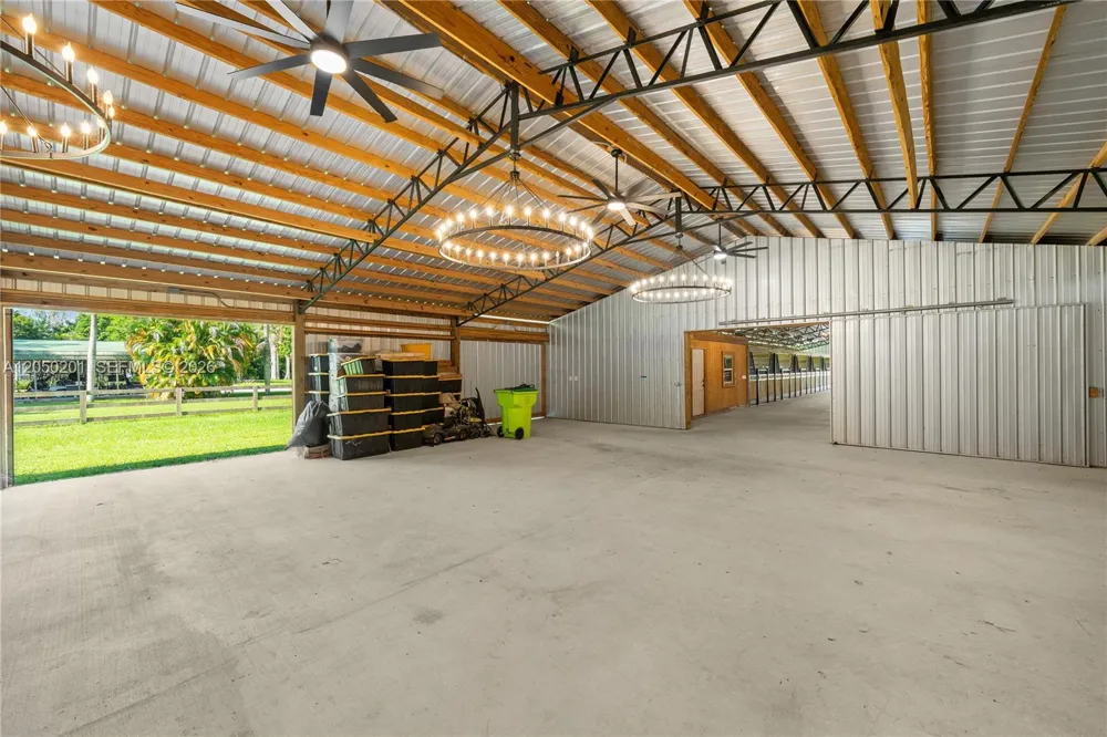 1068 D Rd Loxahatchee, FL 33470