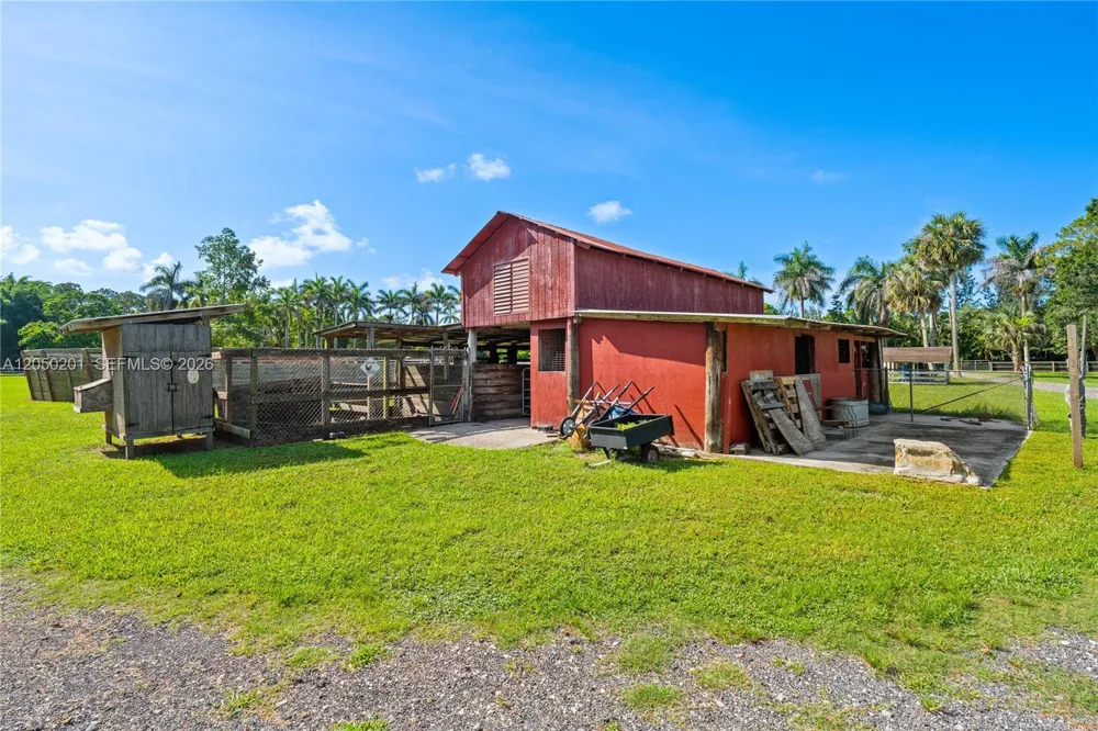 1068 D Rd Loxahatchee, FL 33470