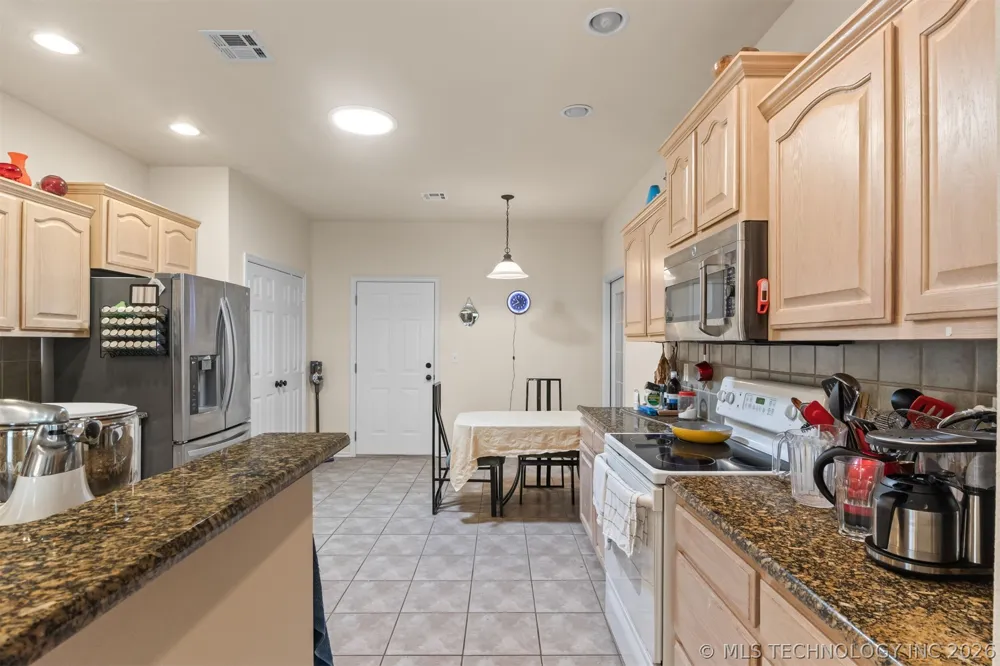 7412 S 85th EastAvenue Tulsa, OK 74133