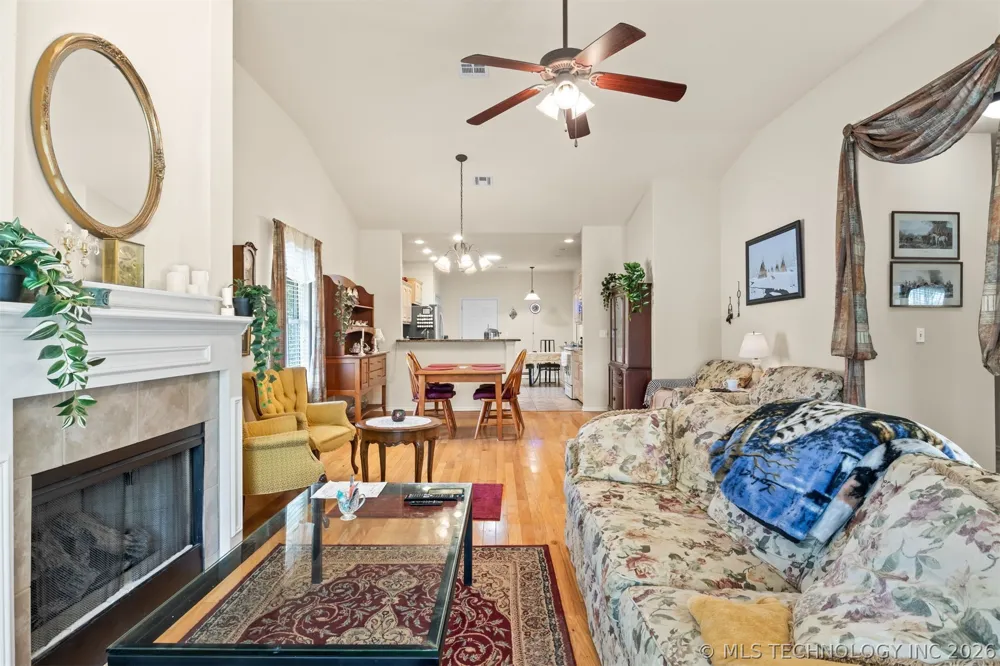 7412 S 85th EastAvenue Tulsa, OK 74133