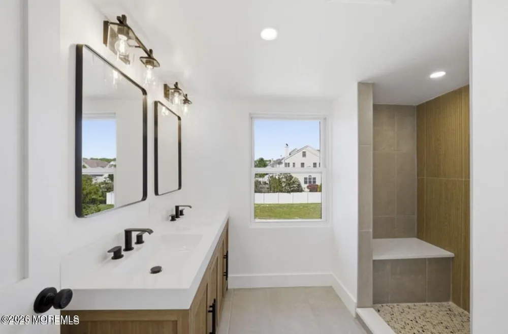 194 Fort Plains Road Howell, NJ 07731