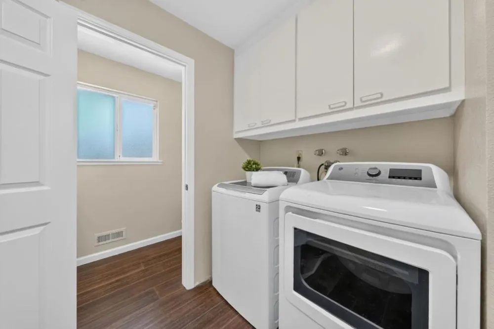 10980 New Avenue Gilroy, CA 95020