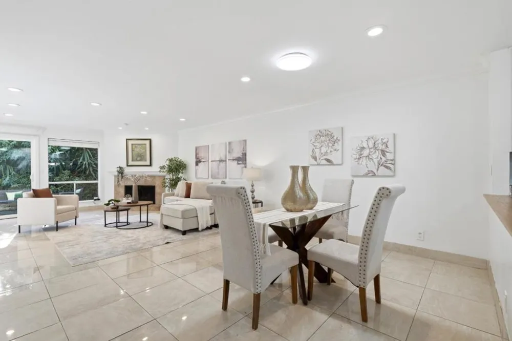 117 Mission Drive East Palo Alto, CA 94303
