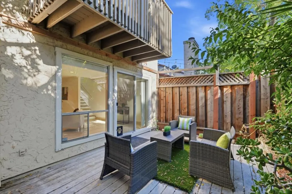 117 Mission Drive East Palo Alto, CA 94303
