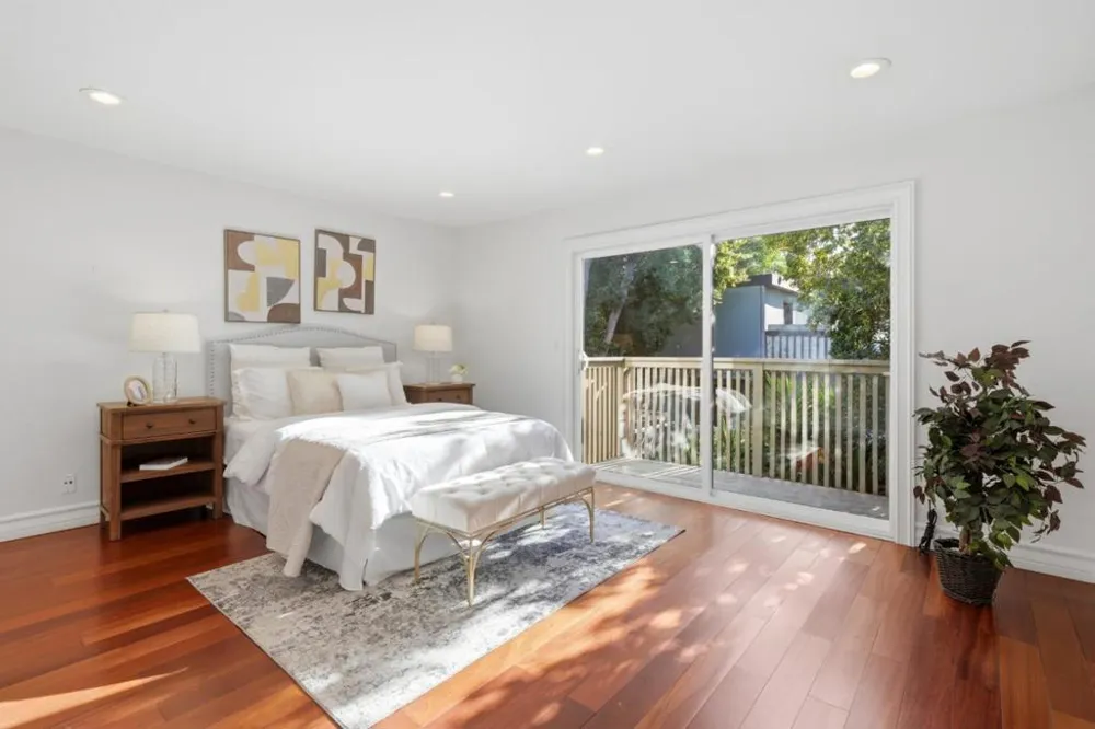 117 Mission Drive East Palo Alto, CA 94303