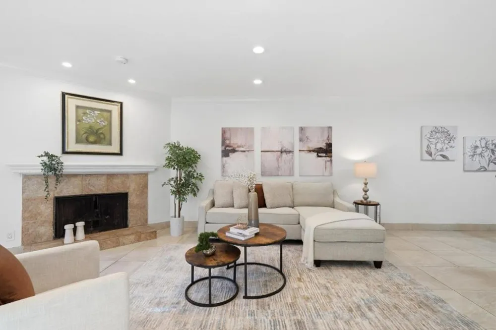 117 Mission Drive East Palo Alto, CA 94303