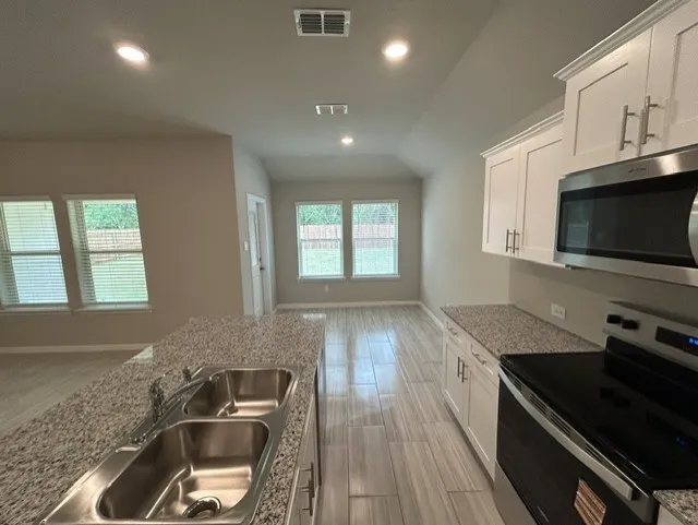 333 Lubbock Drive Azle, TX 76020