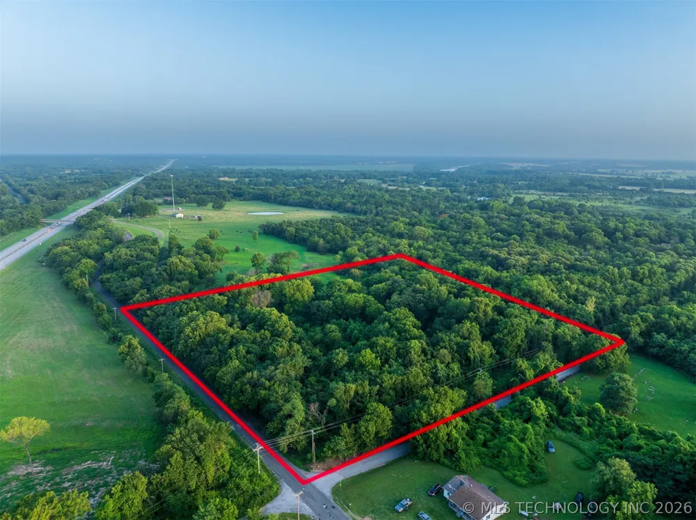 8 E 60th Street Porter, OK 74454