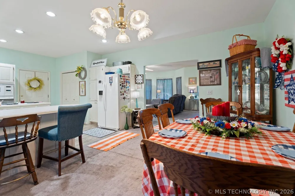 1035 Hillside Road Grove, OK 74344