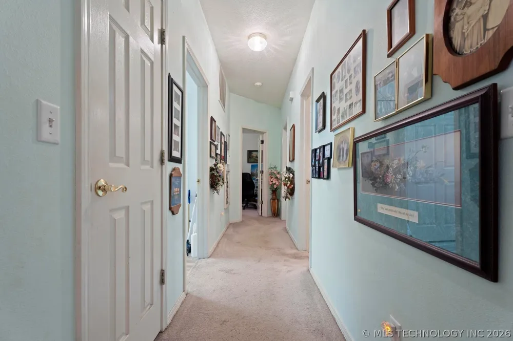 1035 Hillside Road Grove, OK 74344