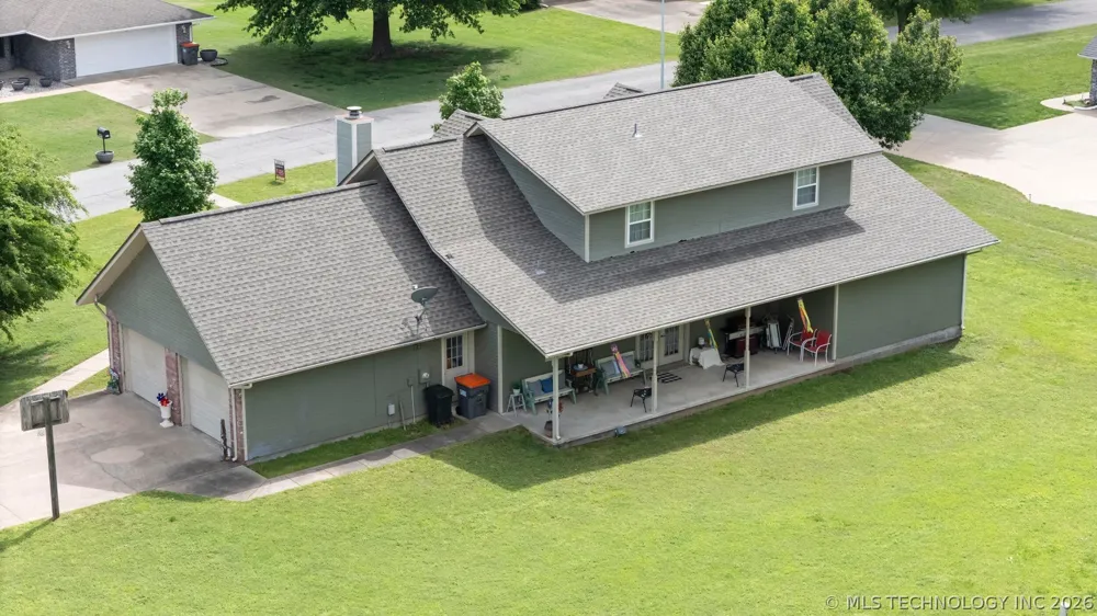 1035 Hillside Road Grove, OK 74344