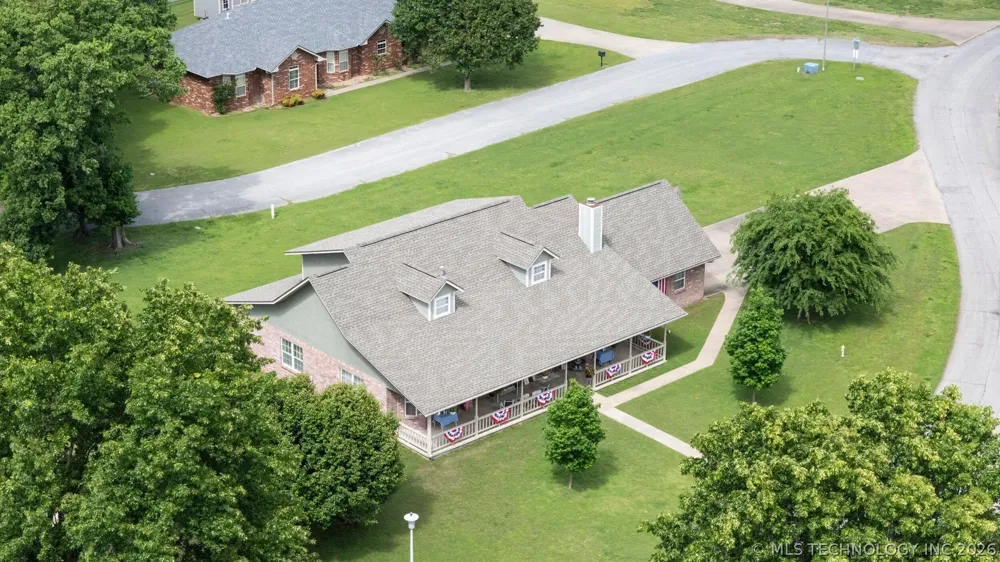 1035 Hillside Road Grove, OK 74344