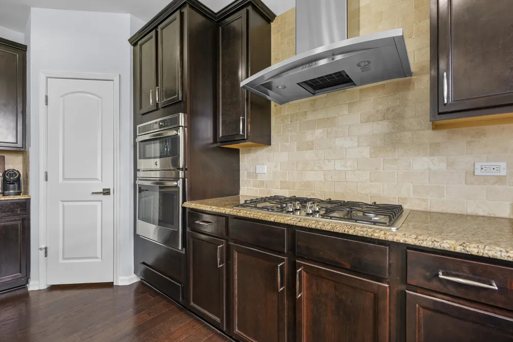 51847 Pierce Drive Lyon Charter Township, MI 48167